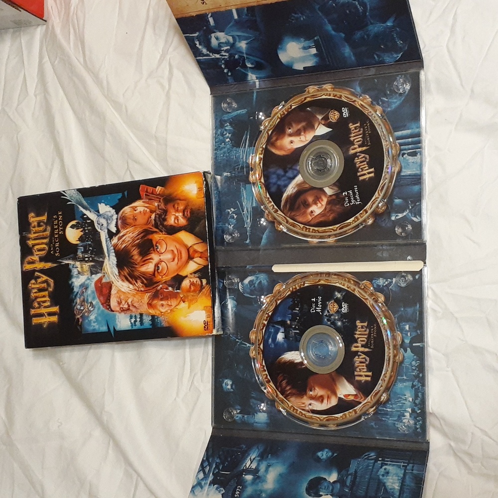 Harry Potter And The Sorcerer's Stone DVD